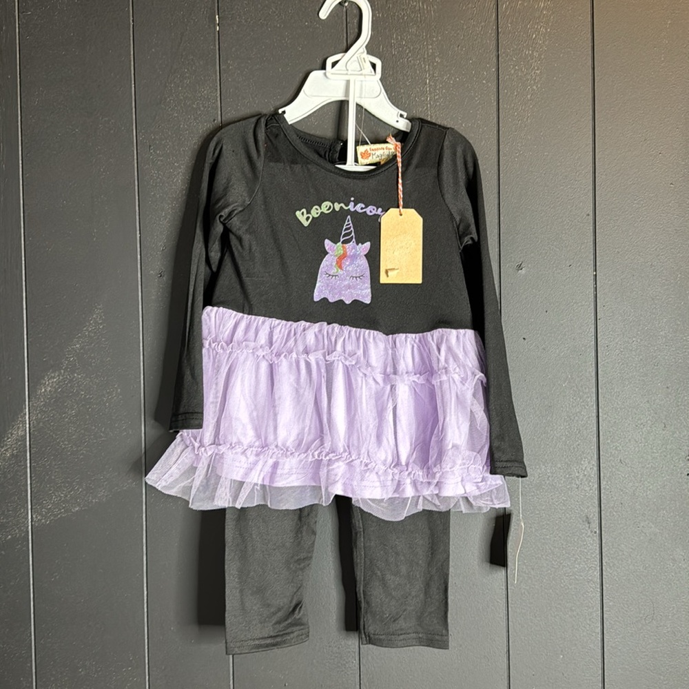 3t Halloween fit girl